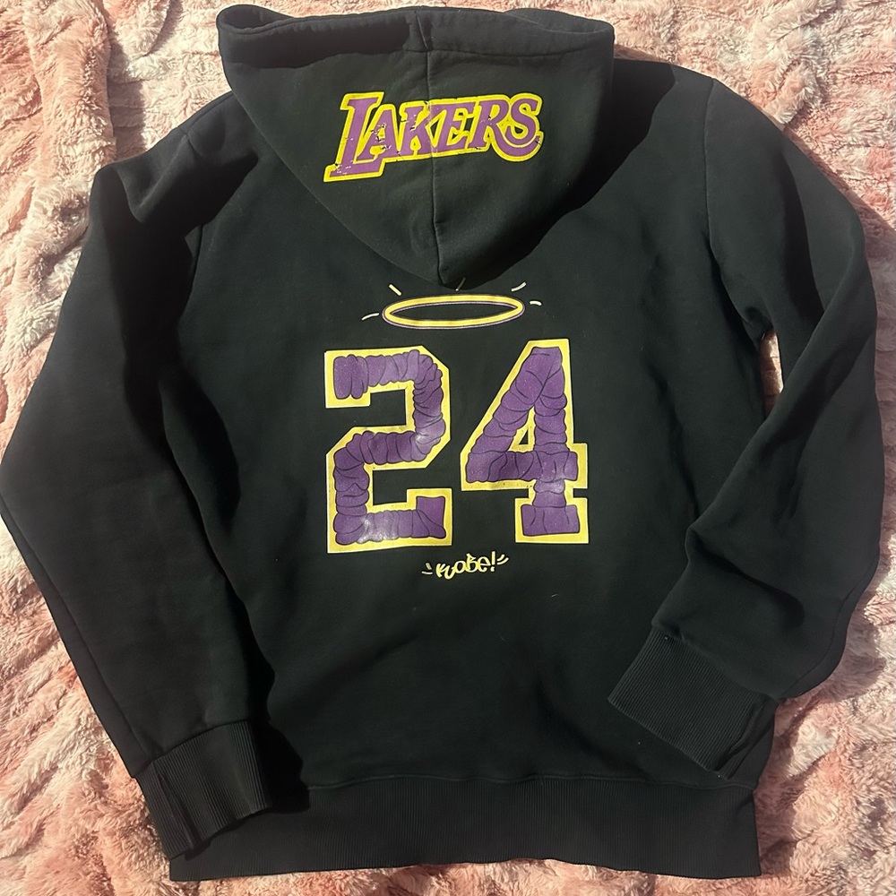 Kobe Bryant Hoodie- M